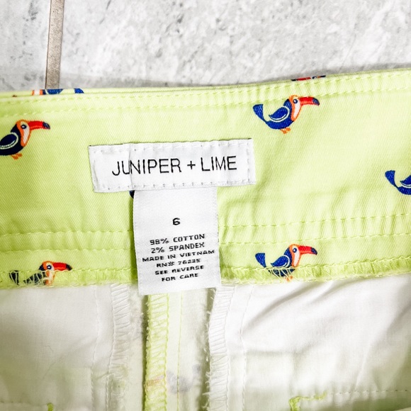 Juniper and Lime Toucan Print Lime Green Shorts Size 6 - Picture 8 of 8